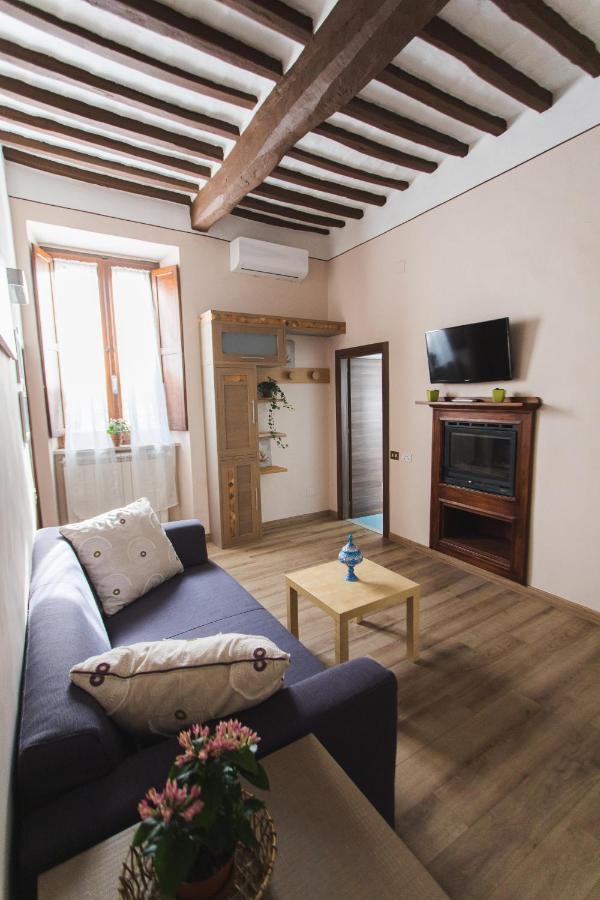 Ad Un Passo Dal Duomo Apartment ออร์เวียโต ภายนอก รูปภาพ