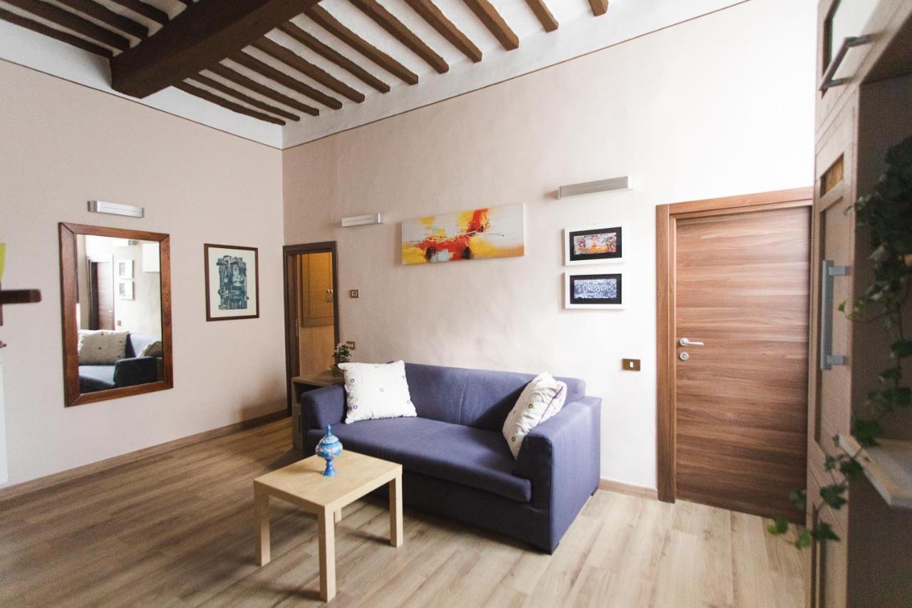 Ad Un Passo Dal Duomo Apartment ออร์เวียโต ภายนอก รูปภาพ