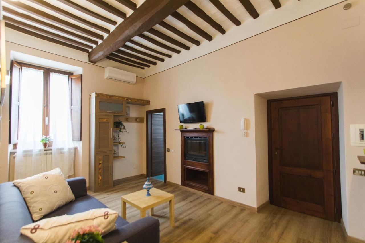 Ad Un Passo Dal Duomo Apartment ออร์เวียโต ภายนอก รูปภาพ