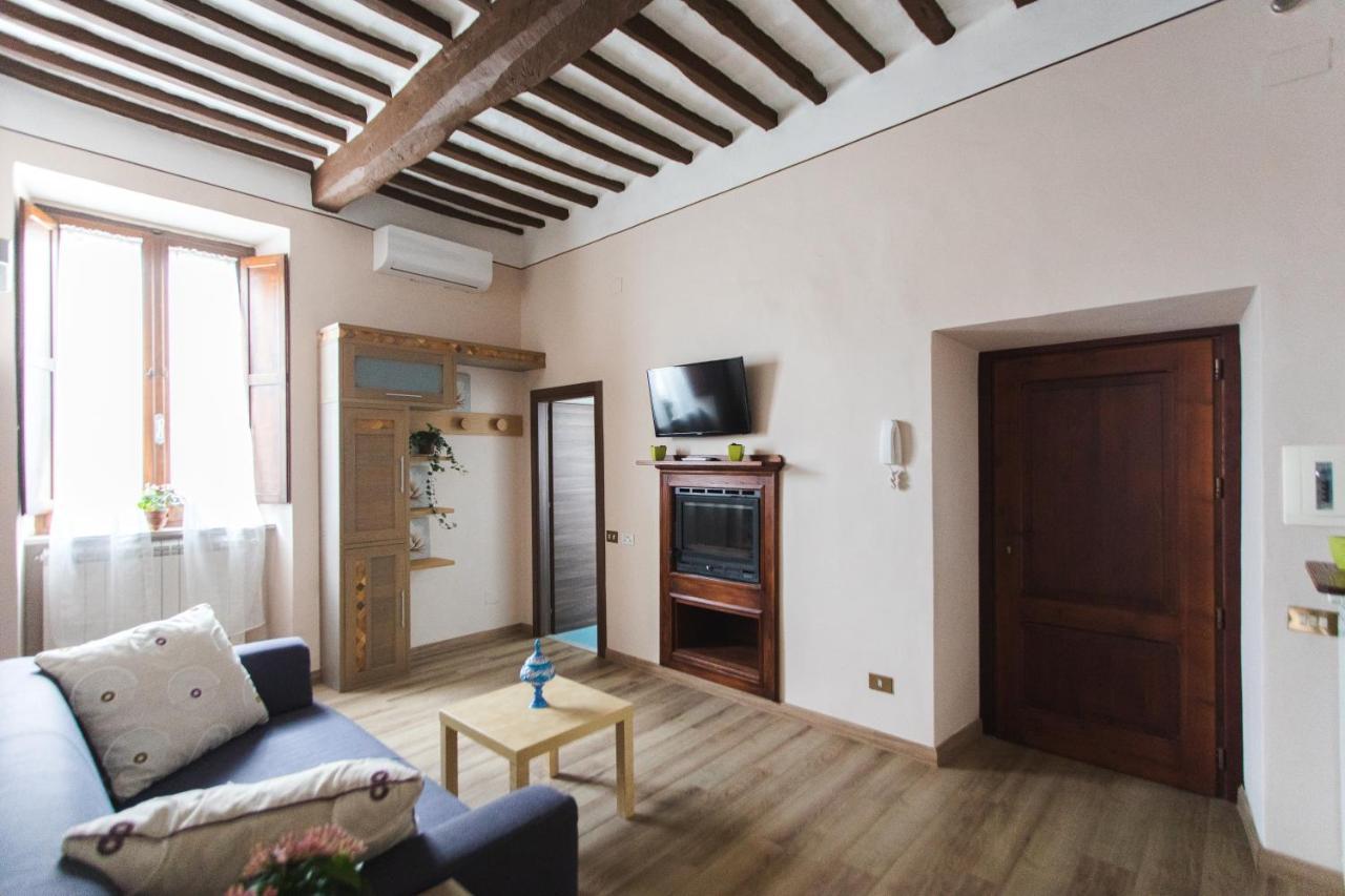 Ad Un Passo Dal Duomo Apartment ออร์เวียโต ภายนอก รูปภาพ