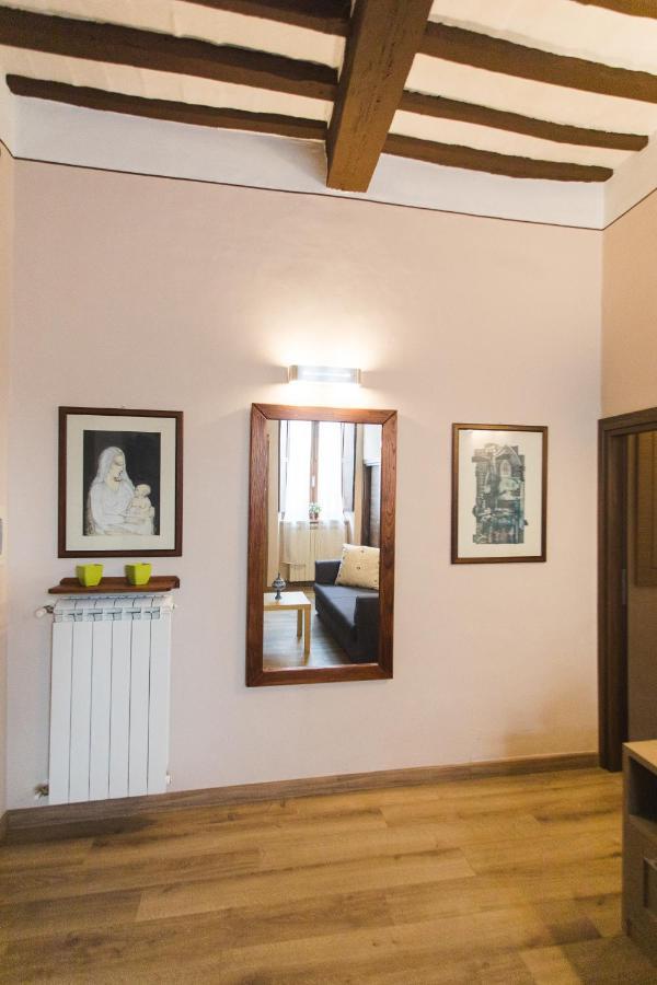 Ad Un Passo Dal Duomo Apartment ออร์เวียโต ภายนอก รูปภาพ